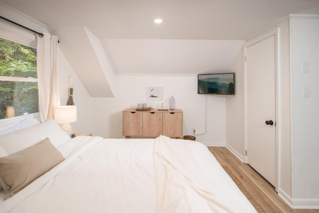 The Wanderer Guesthouse Boone Εξωτερικό φωτογραφία